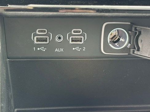 New 2026 Jeep Grand Cherokee Limited AWD/4WD image 24