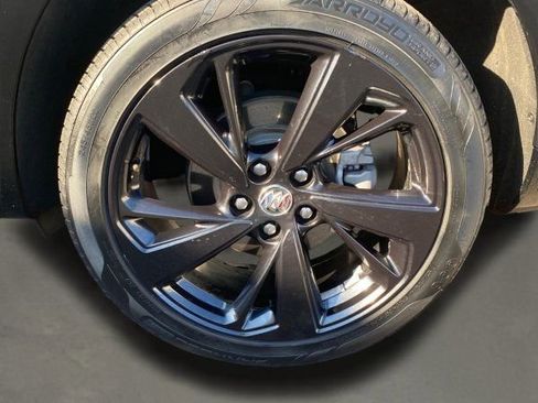 Used 2022 Buick Envision Essence w/ Sport Touring Package image 34