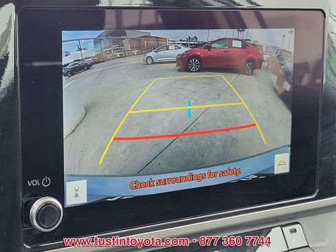 Used 2025 Toyota Camry LE FWD image 21