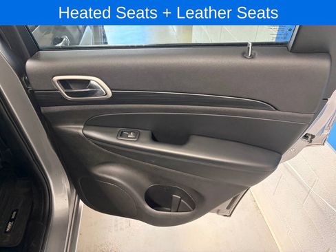 Used 2020 Jeep Grand Cherokee Altitude AWD/4WD image 18