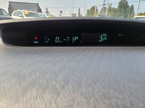 Used 2010 Toyota Prius Three FWD image 21