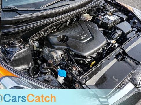 Used 2016 Hyundai Veloster w/ Option Group 03 image 35