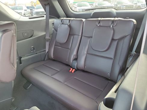 New 2026 Ford Explorer Platinum RWD image 8