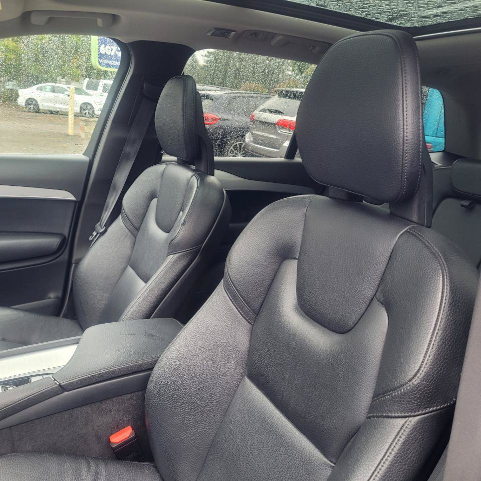 Used 2016 Volvo XC90 T5 Momentum AWD/4WD image 12