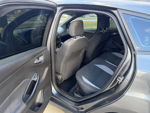 Used 2018 Ford Focus ST image 24