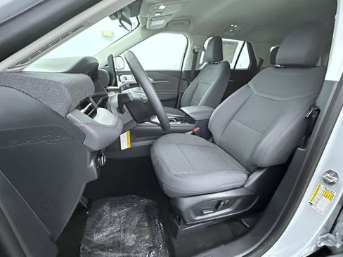 New 2026 Ford Explorer Active AWD/4WD image 10