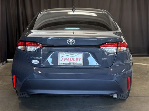 Certified 2025 Toyota Corolla LE image 28