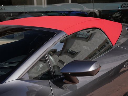 Used 2021 Lamborghini Huracan EVO image 14