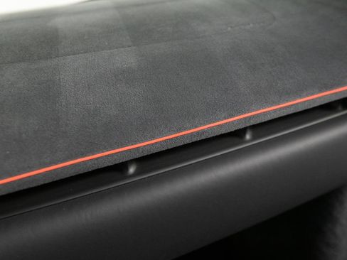 Used 2023 McLaren Artura RWD image 29
