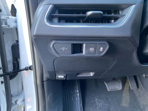 New 2025 Kia K4 GT-Line w/ GT-Line Premium Package image 12