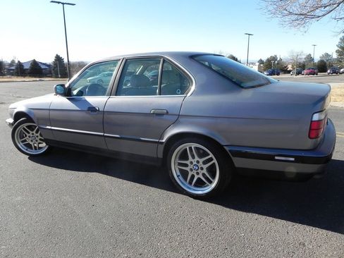 Used 1992 BMW 525i Sedan image 2