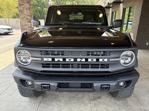 Used 2024 Ford Bronco Black Diamond AWD/4WD image 3