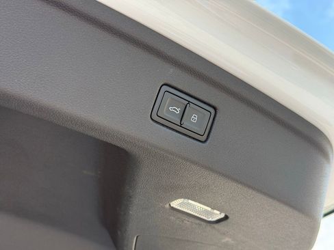 Used 2023 Audi A5 2.0T Premium Plus w/ Premium Plus AWD/4WD image 32