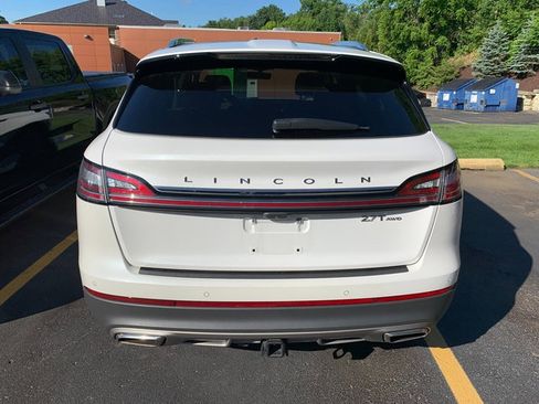Used 2020 Lincoln Nautilus Reserve w/ Equipment Group 201A AWD/4WD image 3