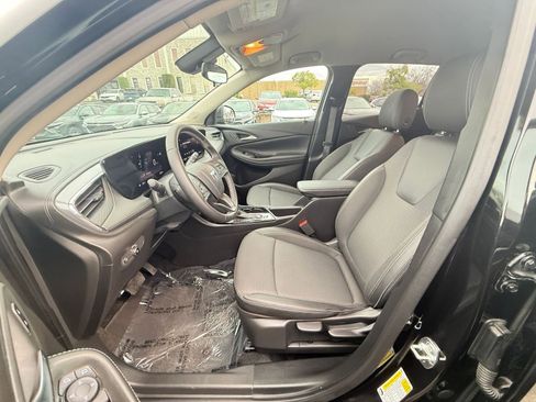 Used 2025 Buick Encore GX Preferred image 36