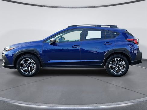 Certified 2025 Subaru Crosstrek 2.0i Premium image 6
