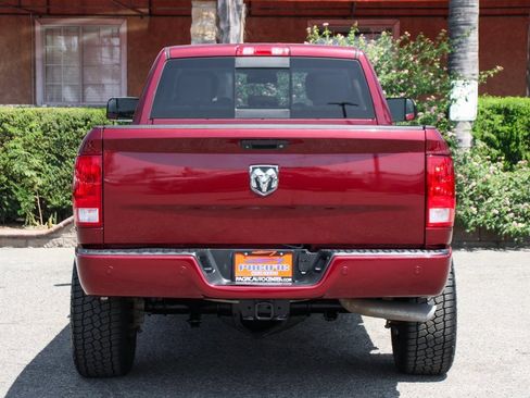 Used 2018 RAM 3500 Big Horn w/ Sport Appearance Group image 7