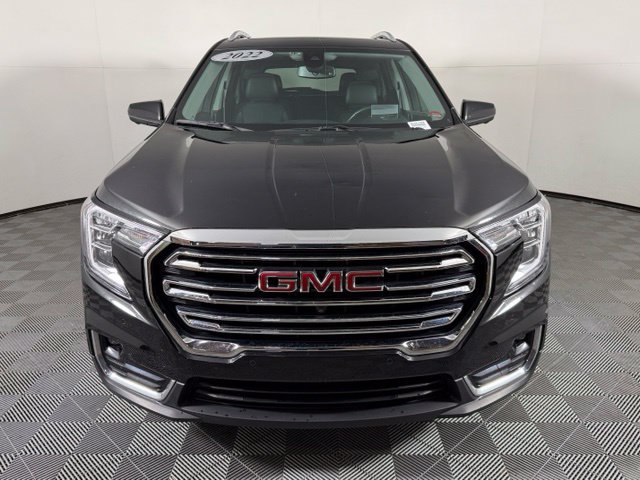 Used 2022 GMC Terrain SLT w/ Tech Package FWD image 9