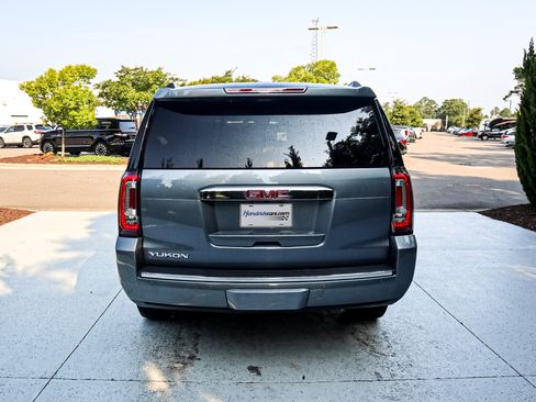 Used 2019 GMC Yukon Denali w/ Open Road Package AWD/4WD image 11