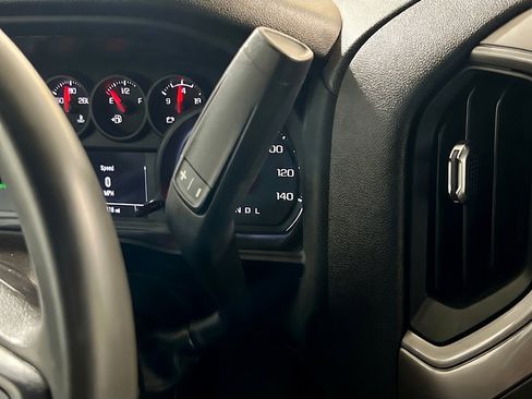 Used 2023 Chevrolet Silverado 1500 Custom AWD/4WD image 12