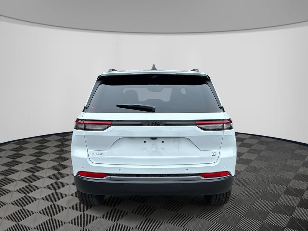 New 2026 Jeep Grand Cherokee Limited AWD/4WD image 3