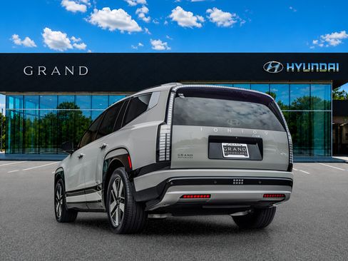 New 2026 Hyundai Ioniq 9 SEL AWD/4WD image 3