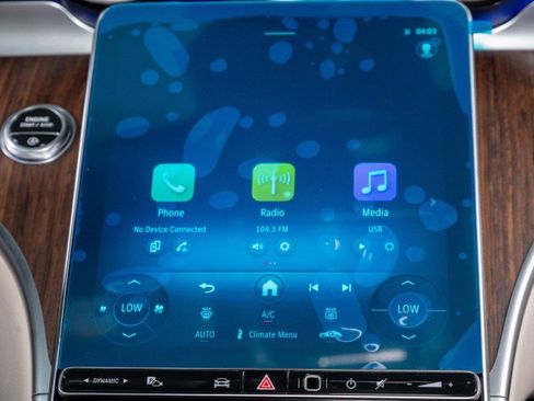 Certified 2025 Mercedes-Benz C 300 Sedan image 23