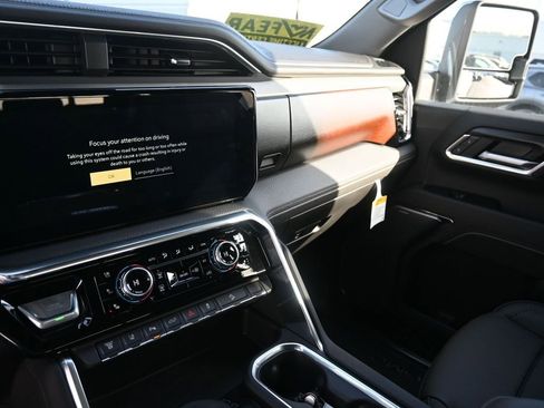 New 2026 GMC Sierra 3500 Denali image 22