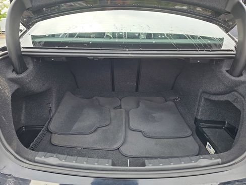 Used 2018 BMW 330i Sedan RWD image 12