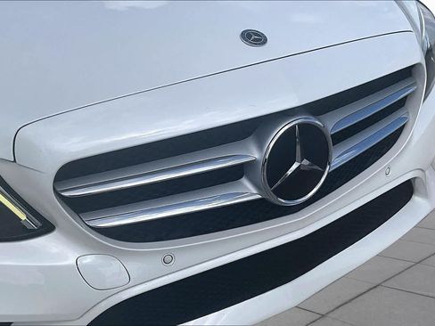 Used 2021 Mercedes-Benz C 300 Sedan w/ Driver Assistance Package image 28