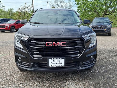 Certified 2023 GMC Terrain SLT w/ Elevation Edition AWD/4WD image 5