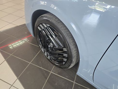 Used 2026 Nissan Sentra SR w/ Floor Mat Package FWD image 34