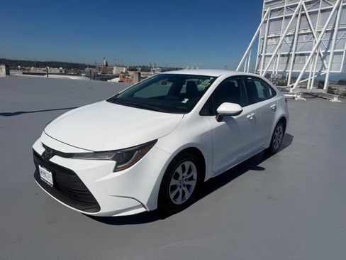 Used 2024 Toyota Corolla LE FWD image 7