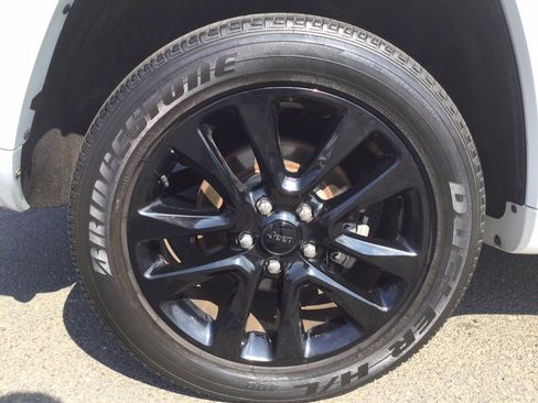 Used 2019 Jeep Grand Cherokee Altitude AWD/4WD image 43