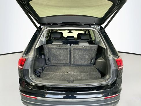 Used 2022 Volkswagen Tiguan SE FWD image 26