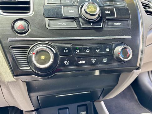 Used 2013 Honda Civic LX image 29
