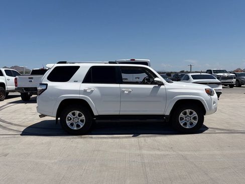 Used 2019 Toyota 4Runner SR5 Premium AWD/4WD image 3