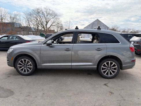 Used 2017 Audi Q7 3.0T Premium Plus w/ Premium Plus Package image 8
