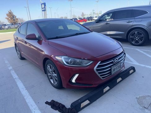 Used 2017 Hyundai Elantra Value Edition image 3