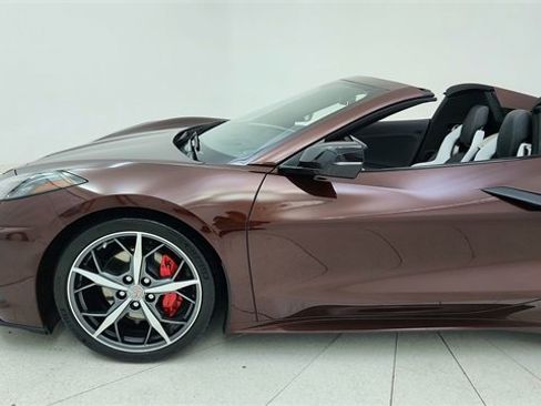 Used 2022 Chevrolet Corvette Stingray image 9