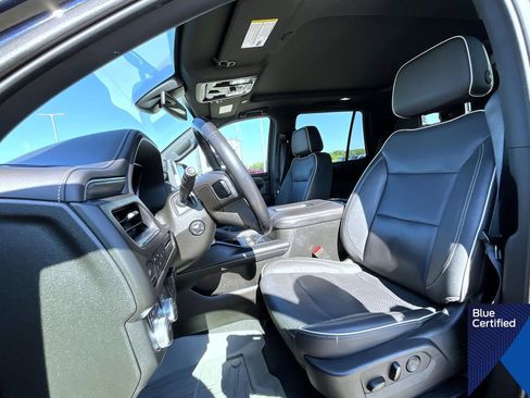 Used 2022 GMC Yukon SLT w/ SLT Luxury Package AWD/4WD image 10
