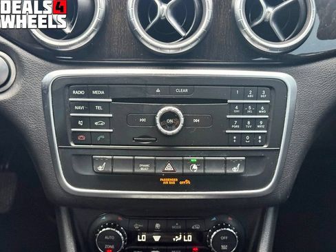 Used 2016 Mercedes-Benz CLA 250 4MATIC image 21