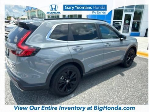 Used 2025 Honda CR-V Sport Touring image 9