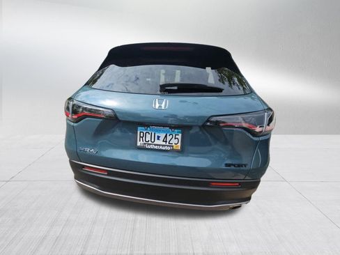 Used 2025 Honda HR-V Sport image 5