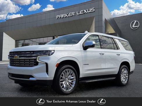 Used 2024 Chevrolet Tahoe Premier RWD image 1
