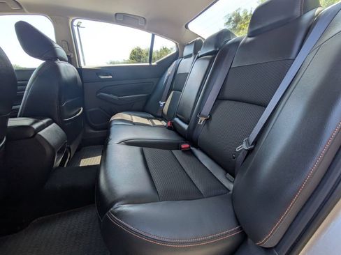 Used 2019 Nissan Altima 2.5 SR w/ SR Premium Package FWD image 12