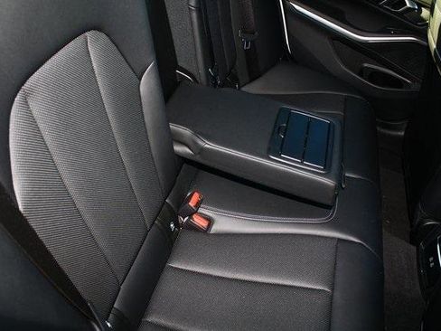 Used 2025 BMW 330i xDrive Sedan image 8