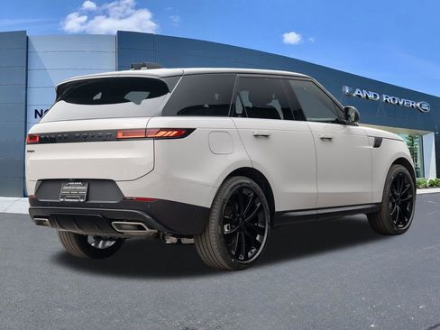 New 2026 Land Rover Range Rover Sport SE AWD/4WD image 4