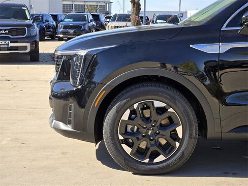 New 2026 Kia Sorento S image 5