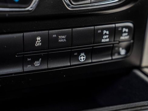 Used 2018 RAM 1500 Big Horn AWD/4WD image 24